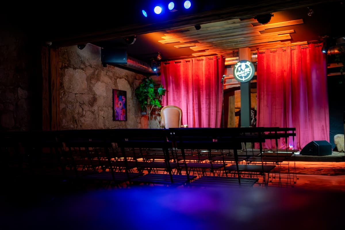 Comedy Club Underboc : Le rendez-vous humour de Neuchâtel.